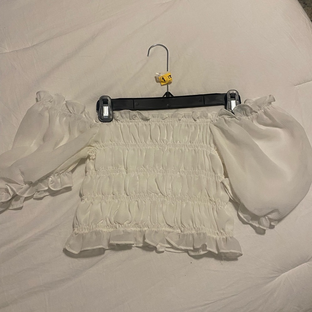 white ruffle top